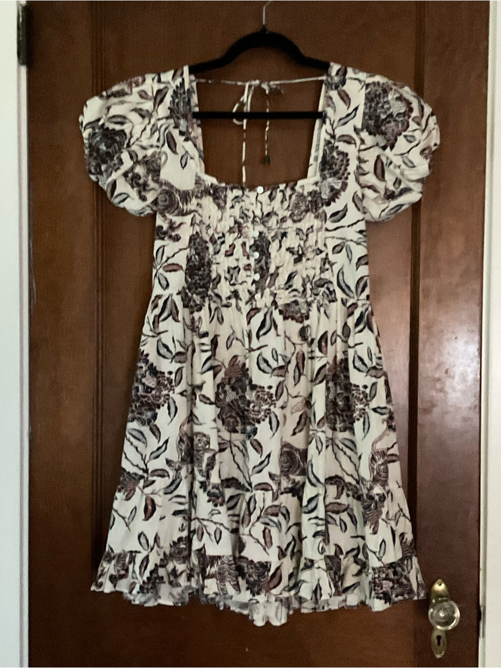 House of Harlow 1960 Cream Floral Puff-Sleeve Smocked Dress